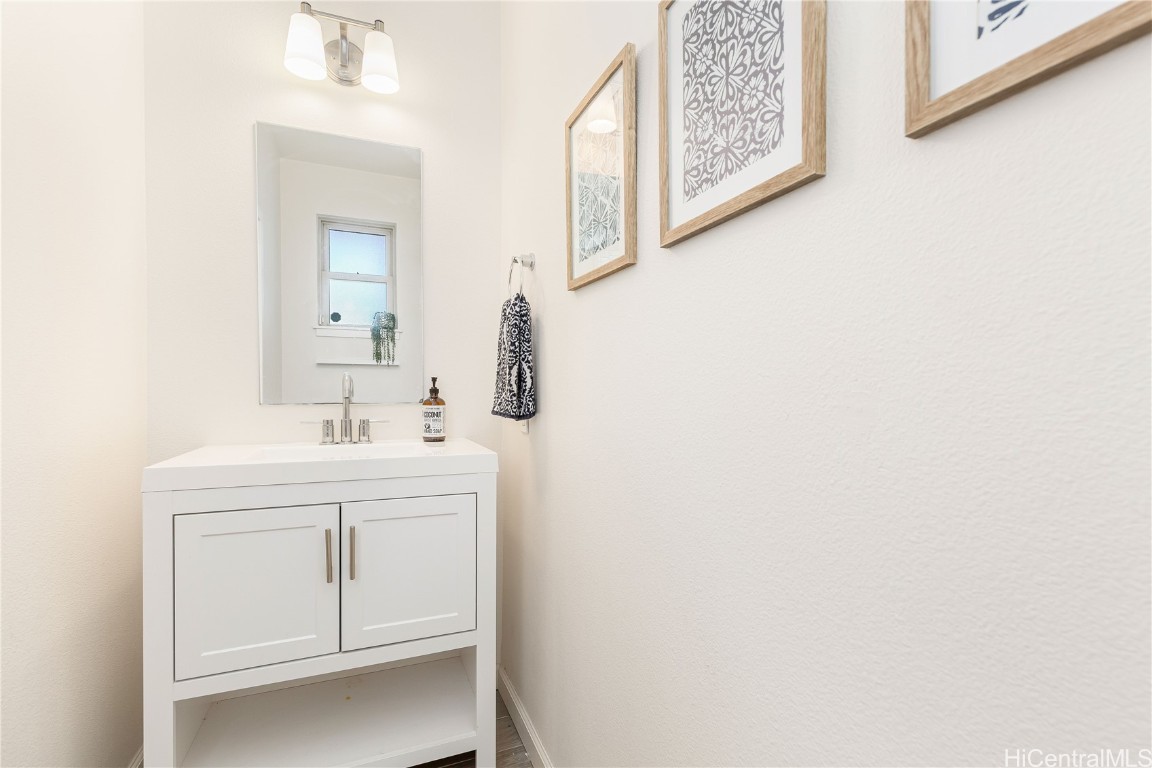 801 Kakala Street 1606 Property Photo 12