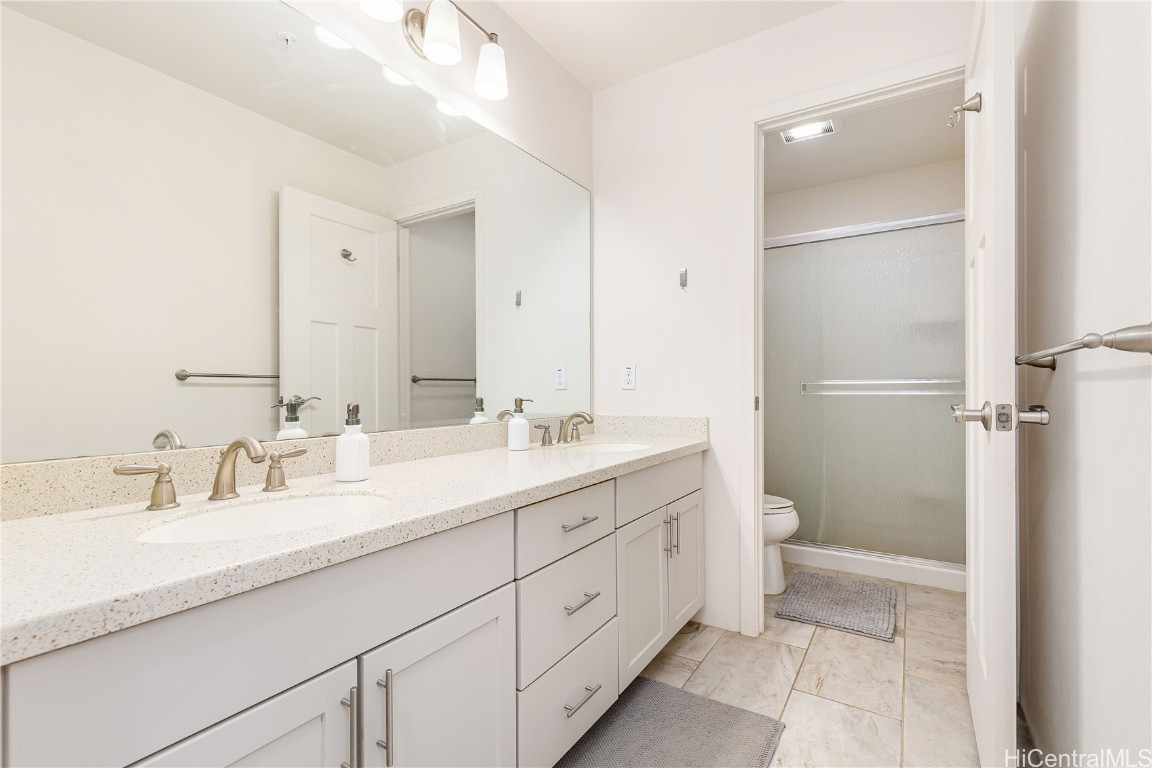 801 Kakala Street 1606 Property Photo 16