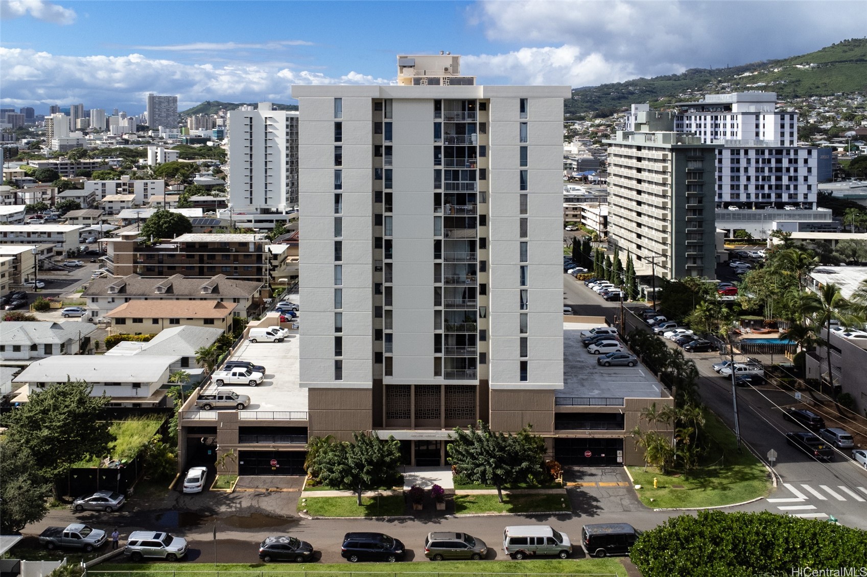 2714 Kahoaloha Lane 503 Property Photo 1
