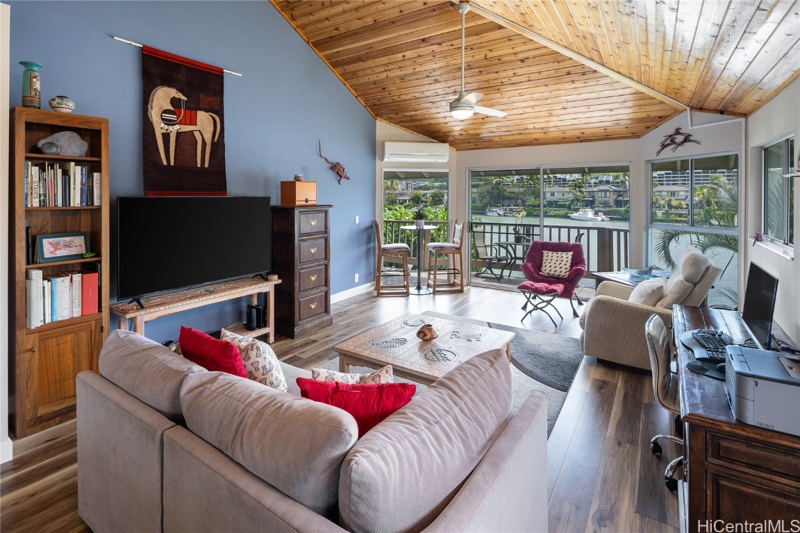 7007 Hawaii Kai Drive F21 Property Photo 2