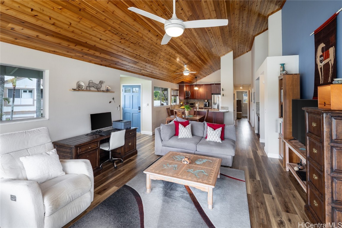 7007 Hawaii Kai Drive F21 Property Photo 4