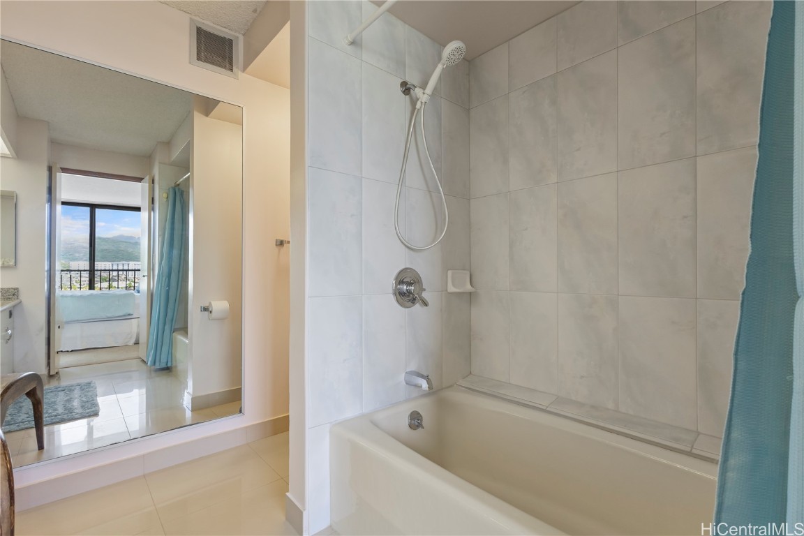 500 Lunalilo Home Road 16f Property Photo 13