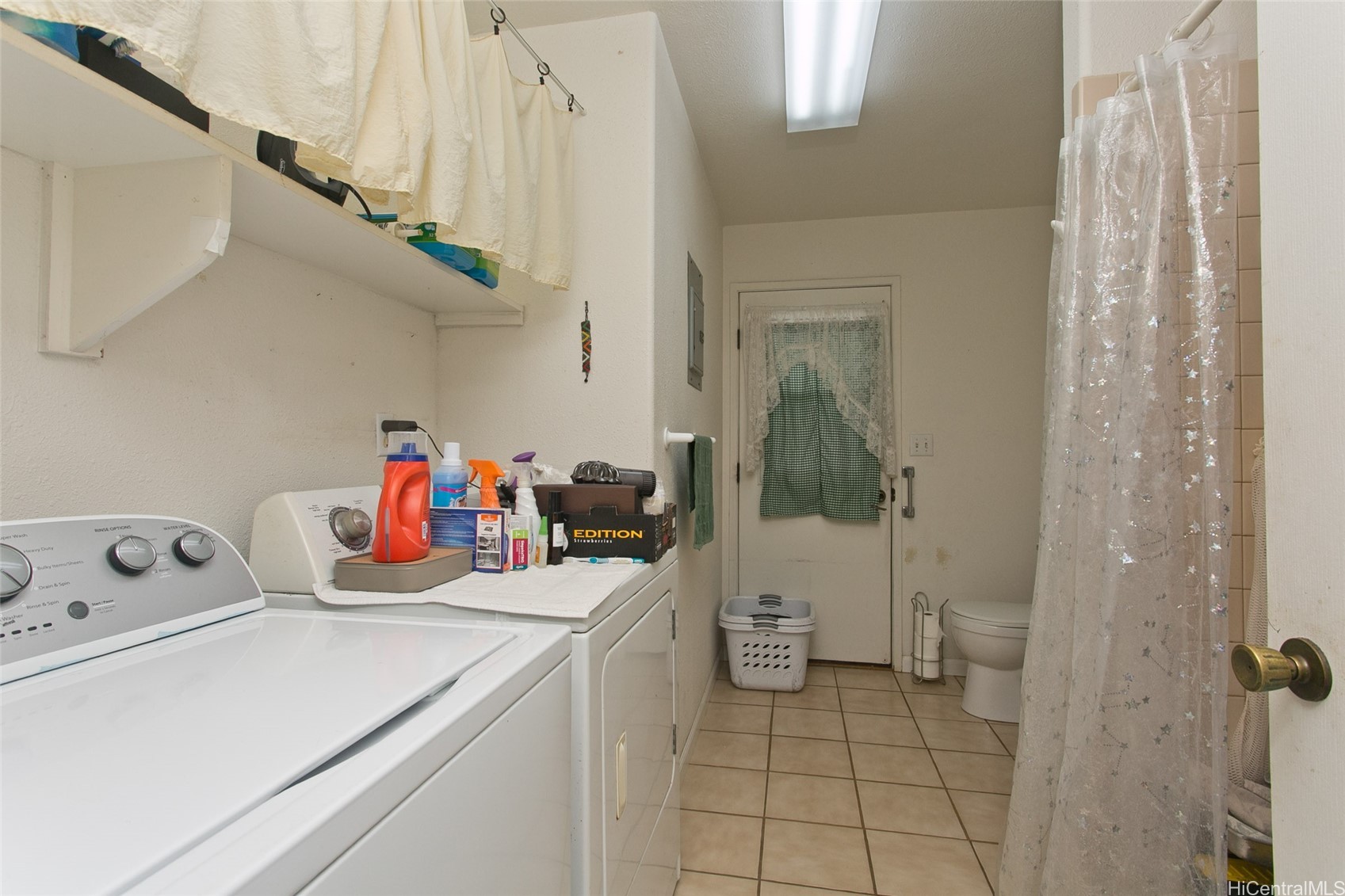 2343 Tantalus Drive Property Photo 10