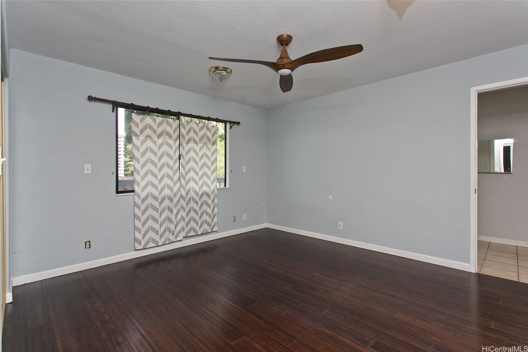 2343 Tantalus Drive Property Photo 18