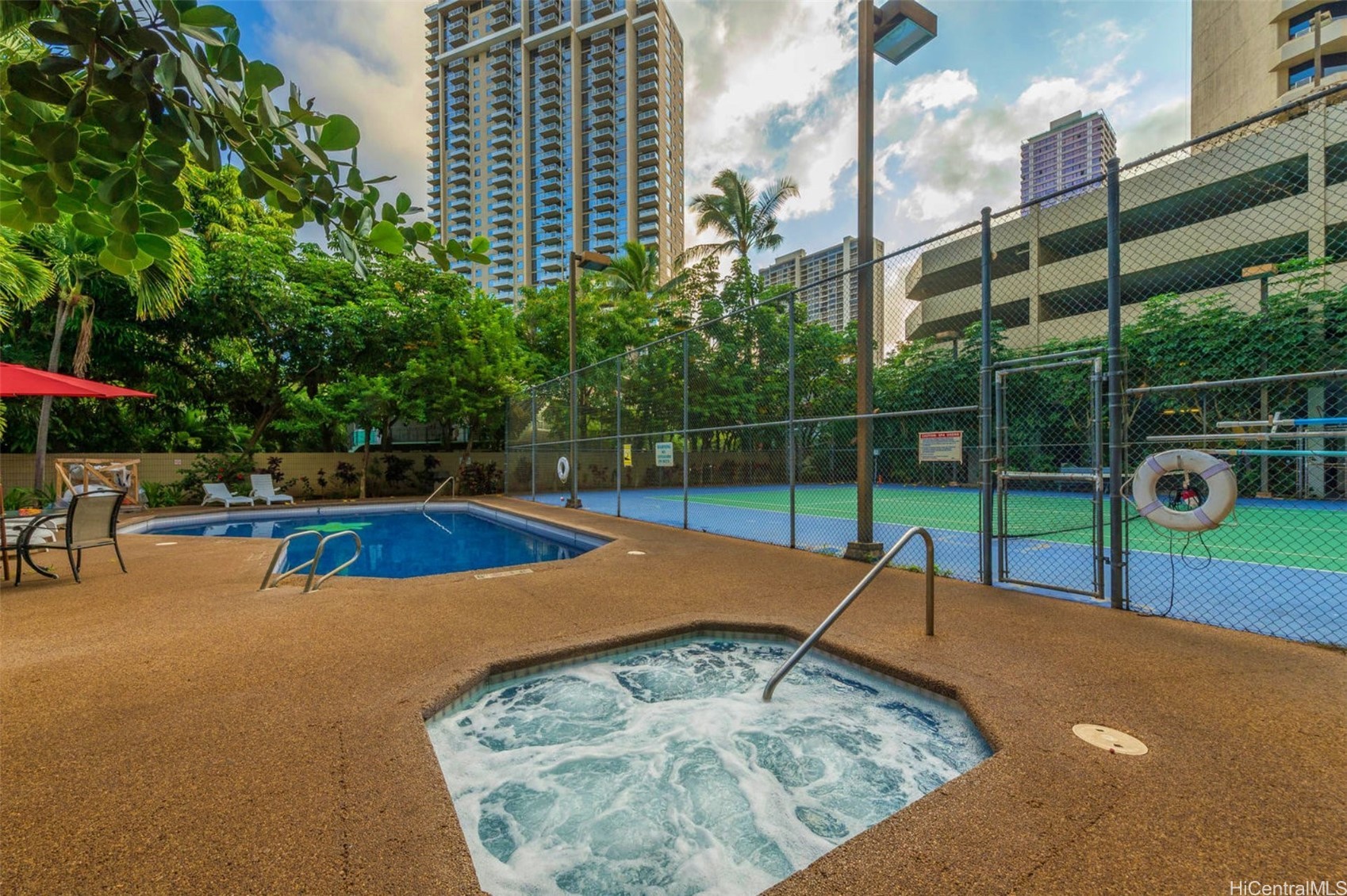 1700 Ala Moana Boulevard 2401 Property Photo 11