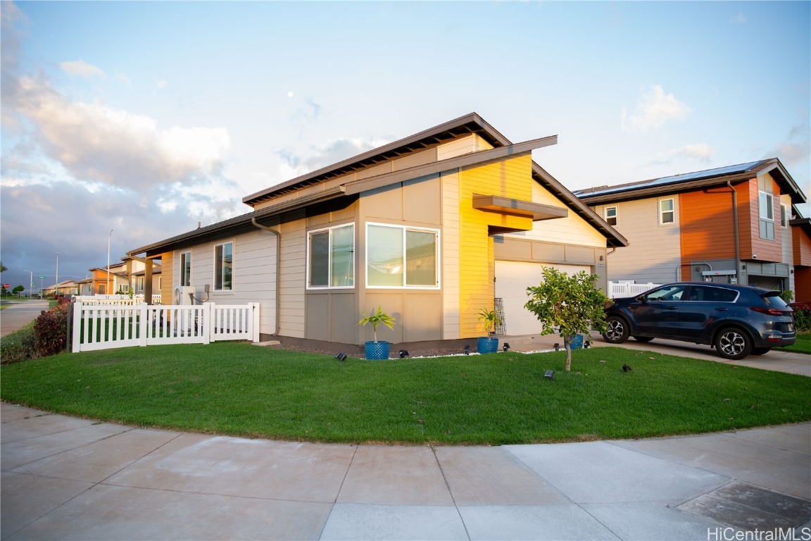 91-1454 Wahinana Loop Property Photo