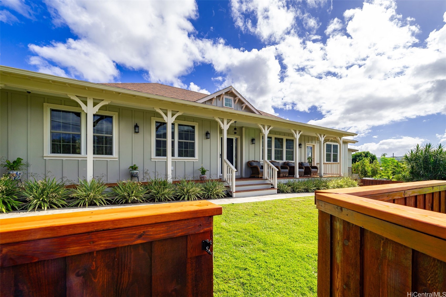 67-33 Naluahi Street Property Photo