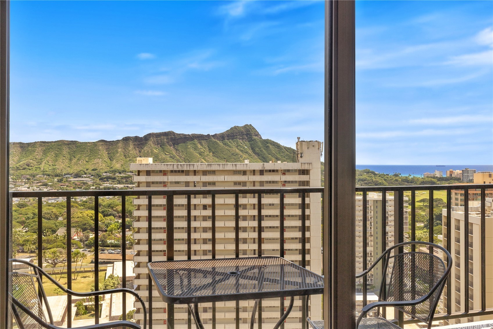 201 Ohua Avenue 2711-t1 (makai) Property Photo