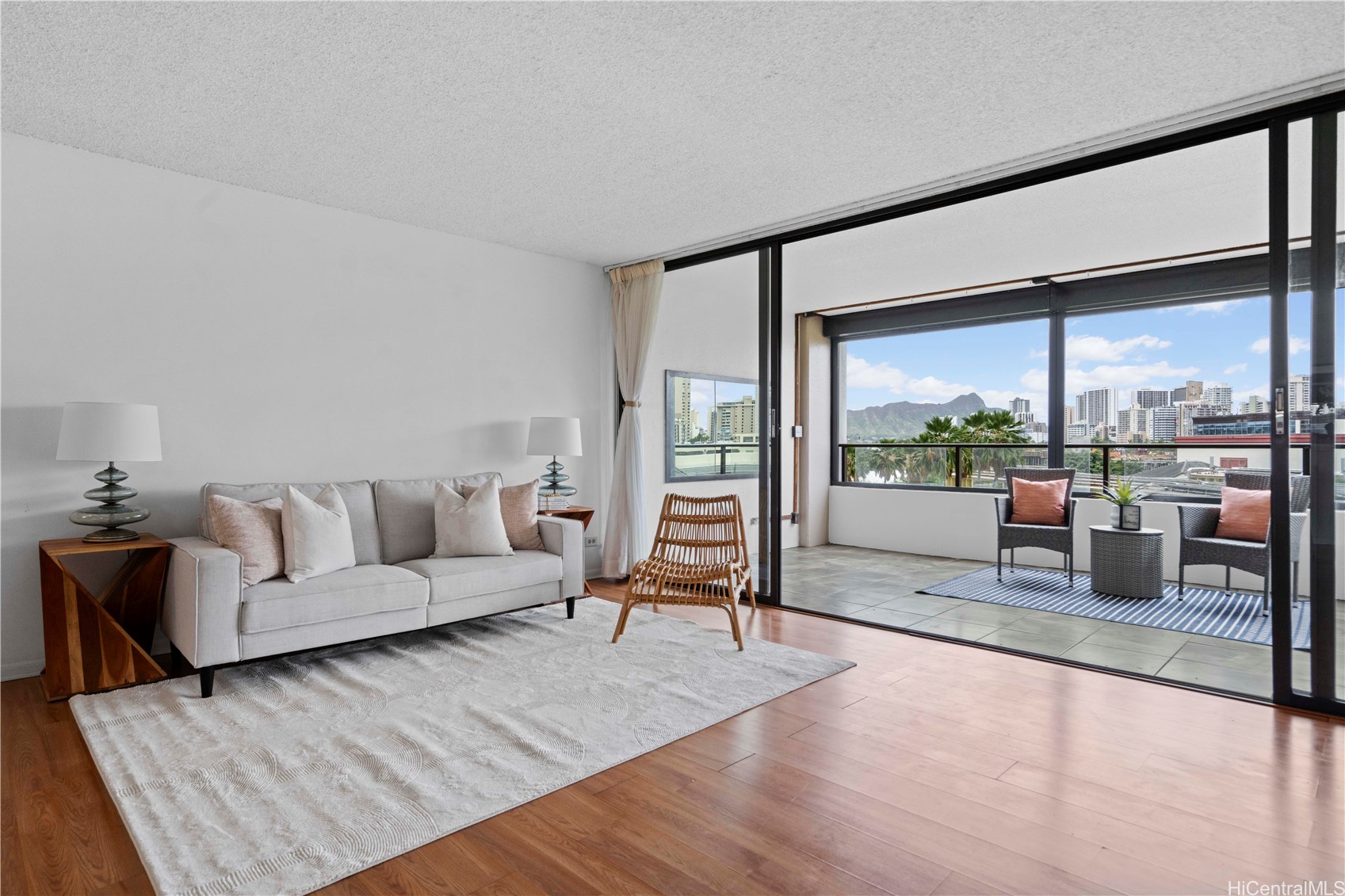 581 Kamoku Street 504 Property Photo