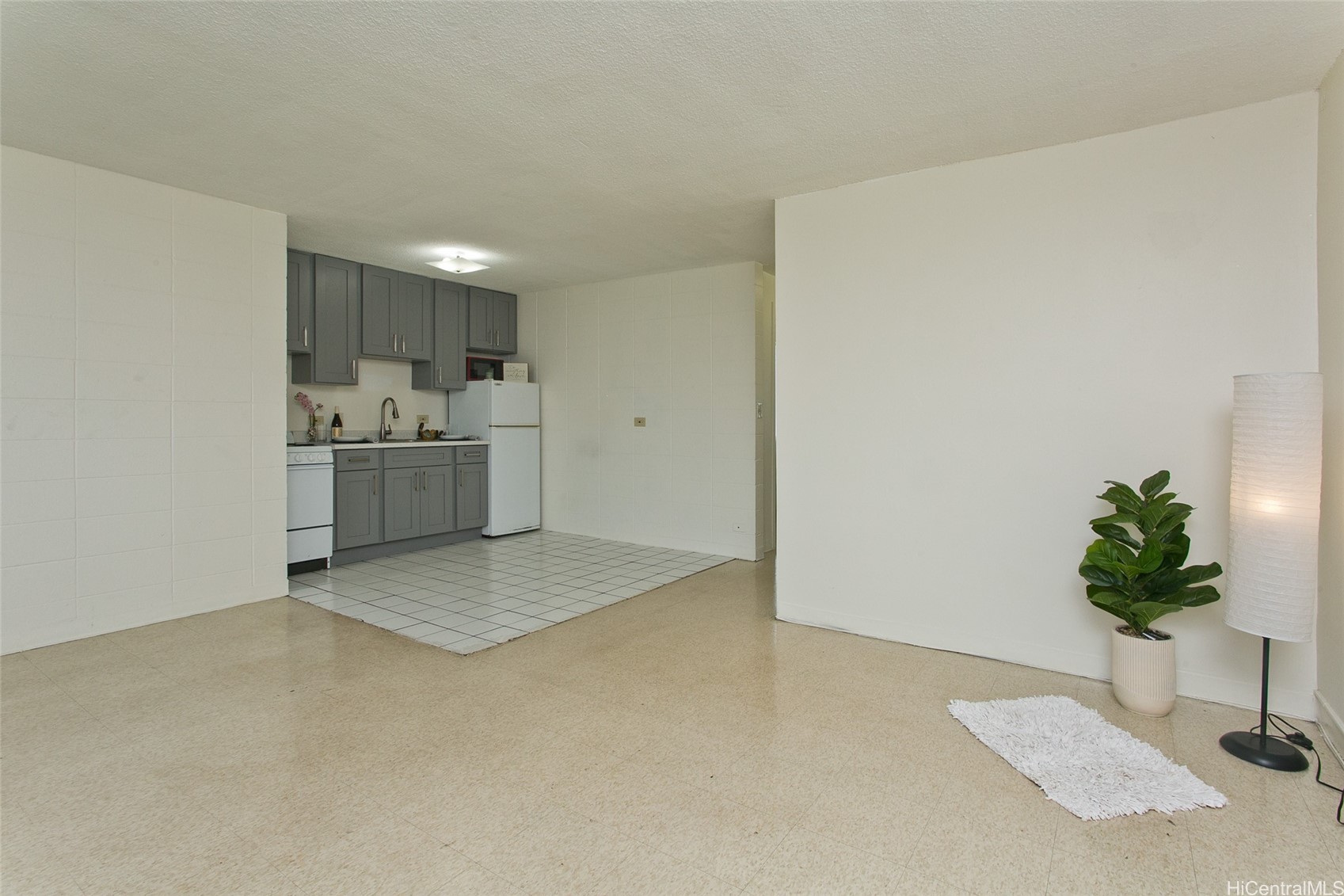 94-099 Waipahu Street A309 Property Photo