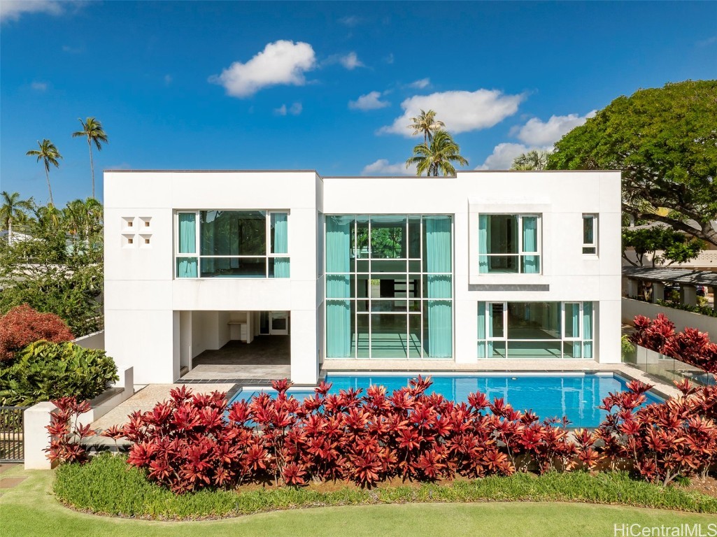 4801 Kahala Avenue Property Photo