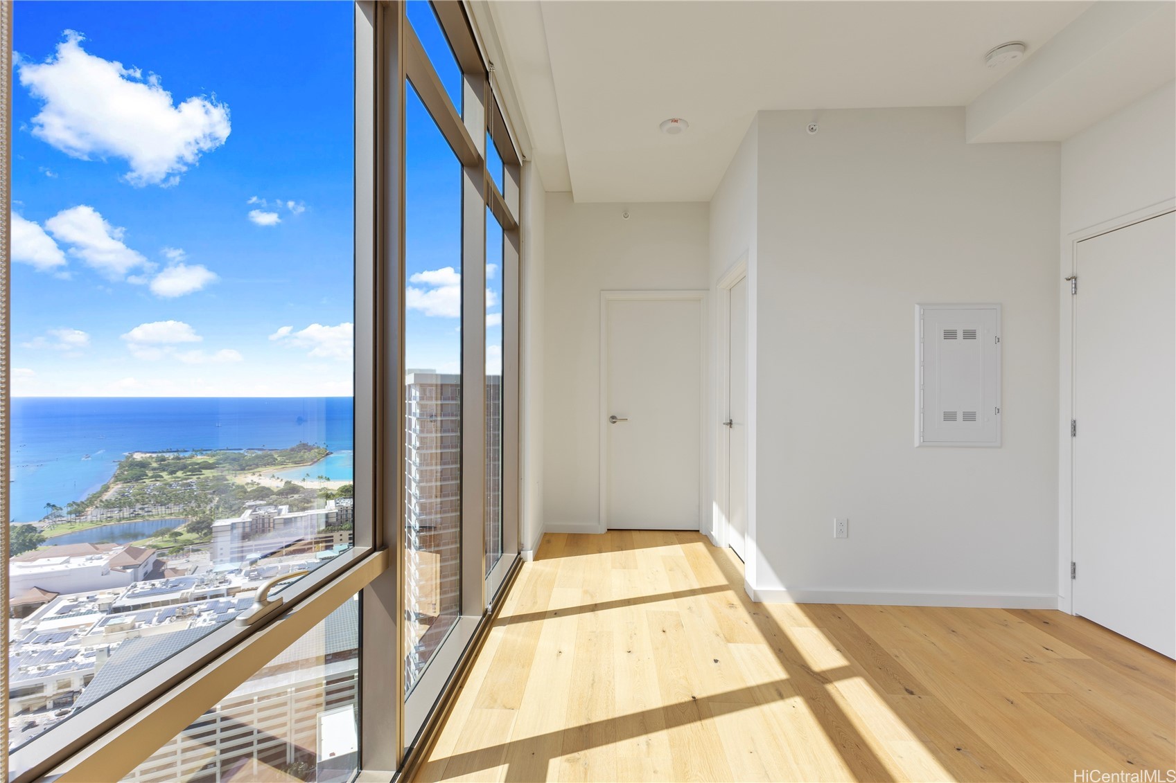 1388 Kapiolani Blvd Property Photo