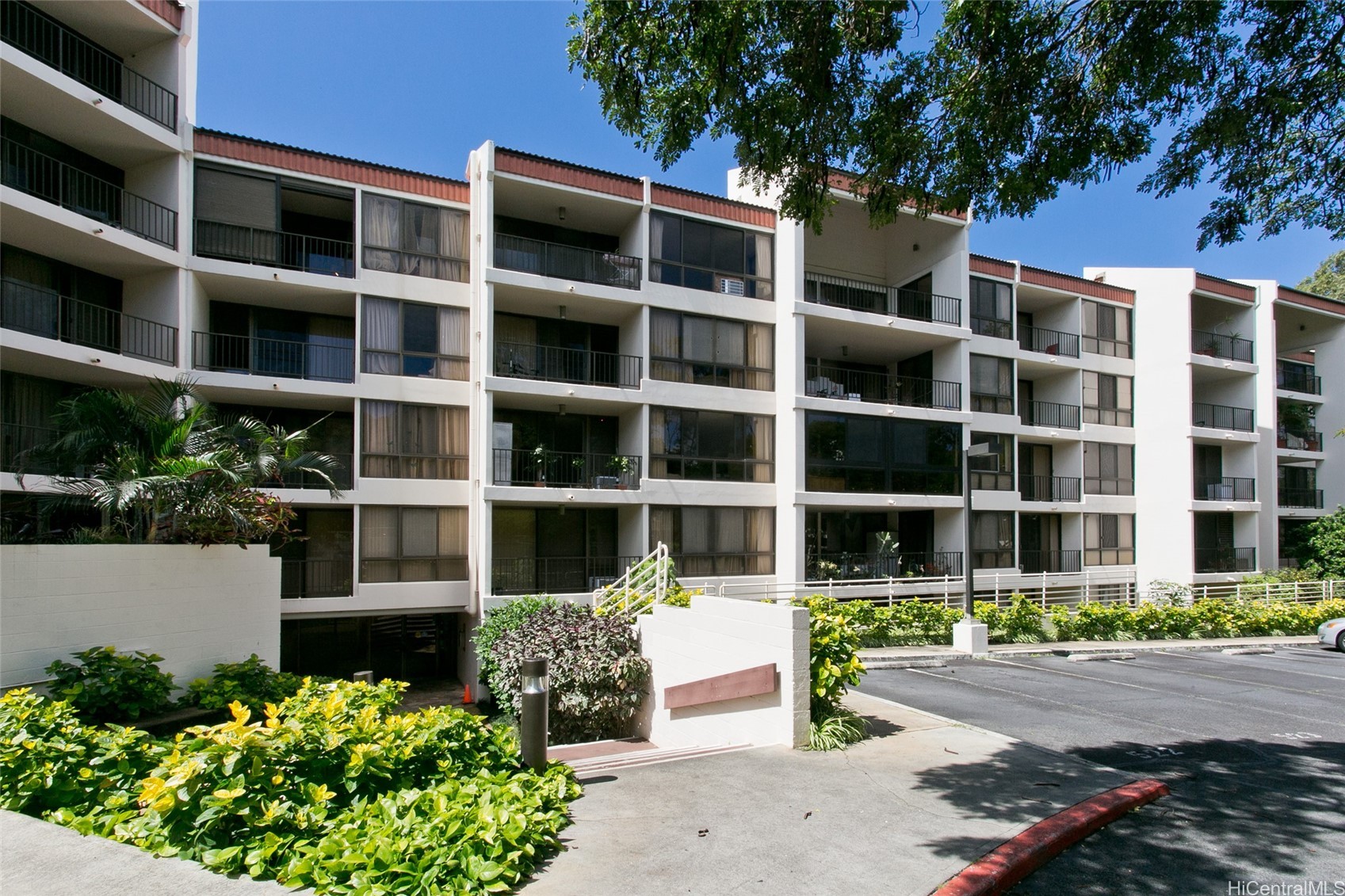 Picture of 3138 Waialae Avenue 330