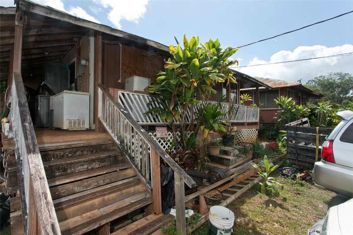 224 Crest Avenue Property Photo 2