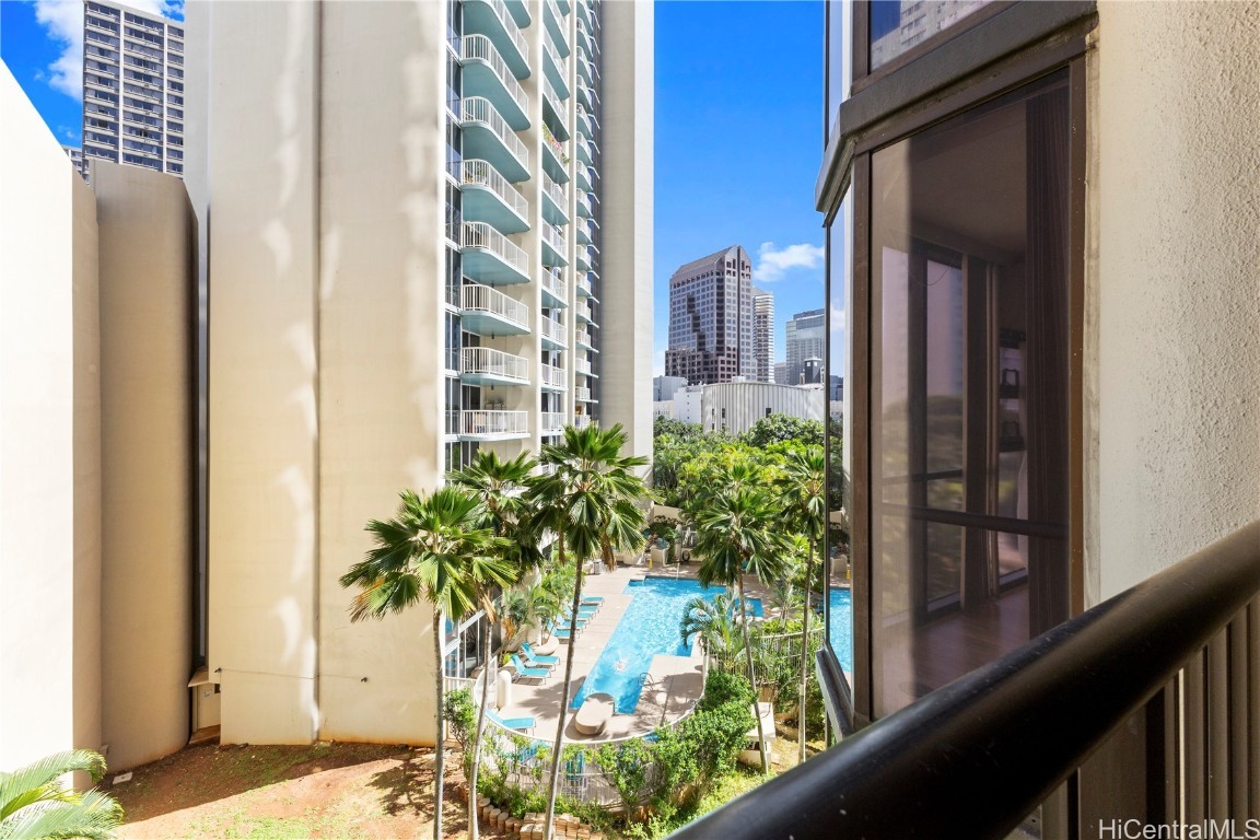 60 N Beretania Street 507 Property Photo 16