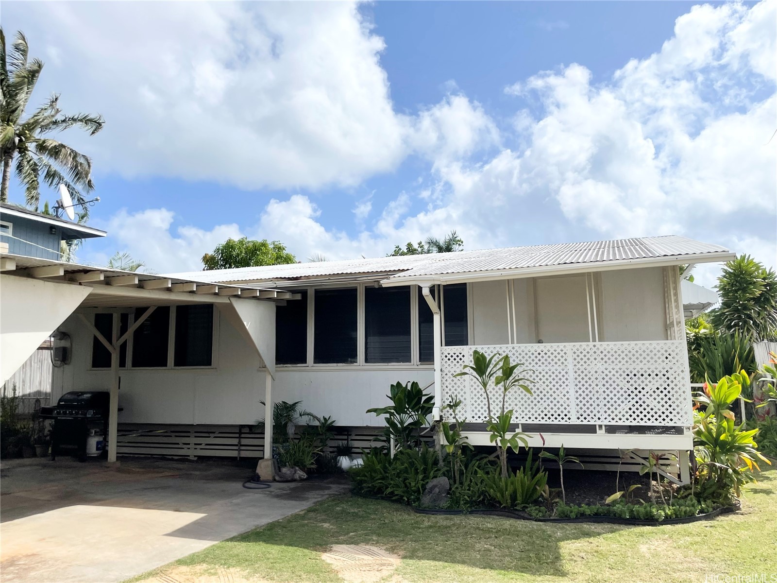 708 Oneawa Street Property Photo