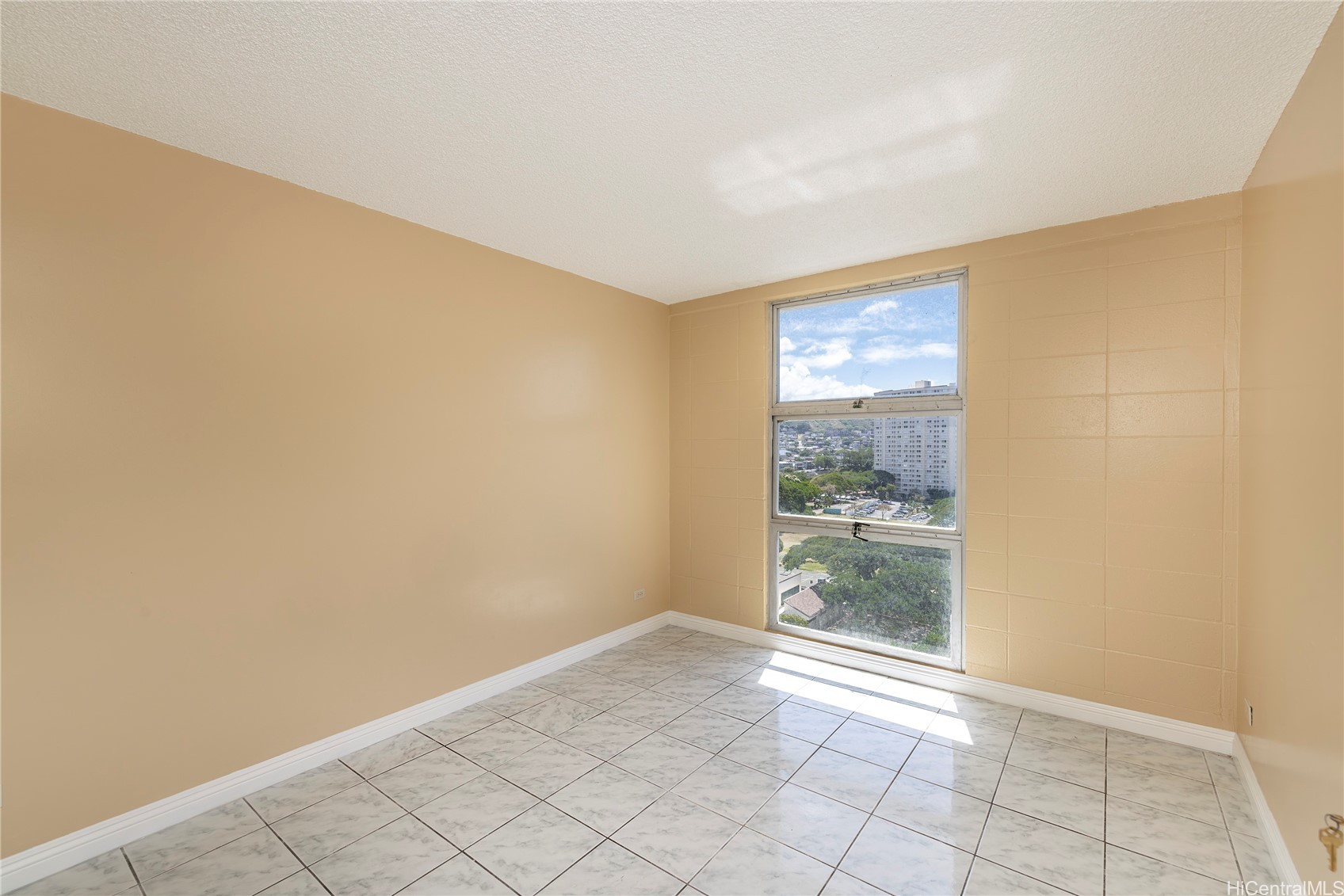 1425 Liliha Street 11c Property Photo 9