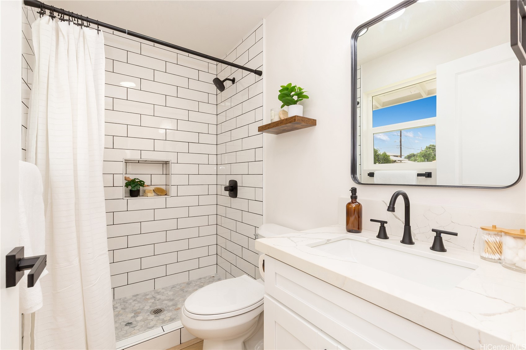 1259 Puu Poni Street Property Photo 13