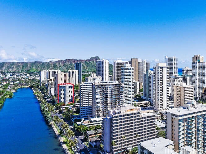2465 Ala Wai Blvd Property Photo