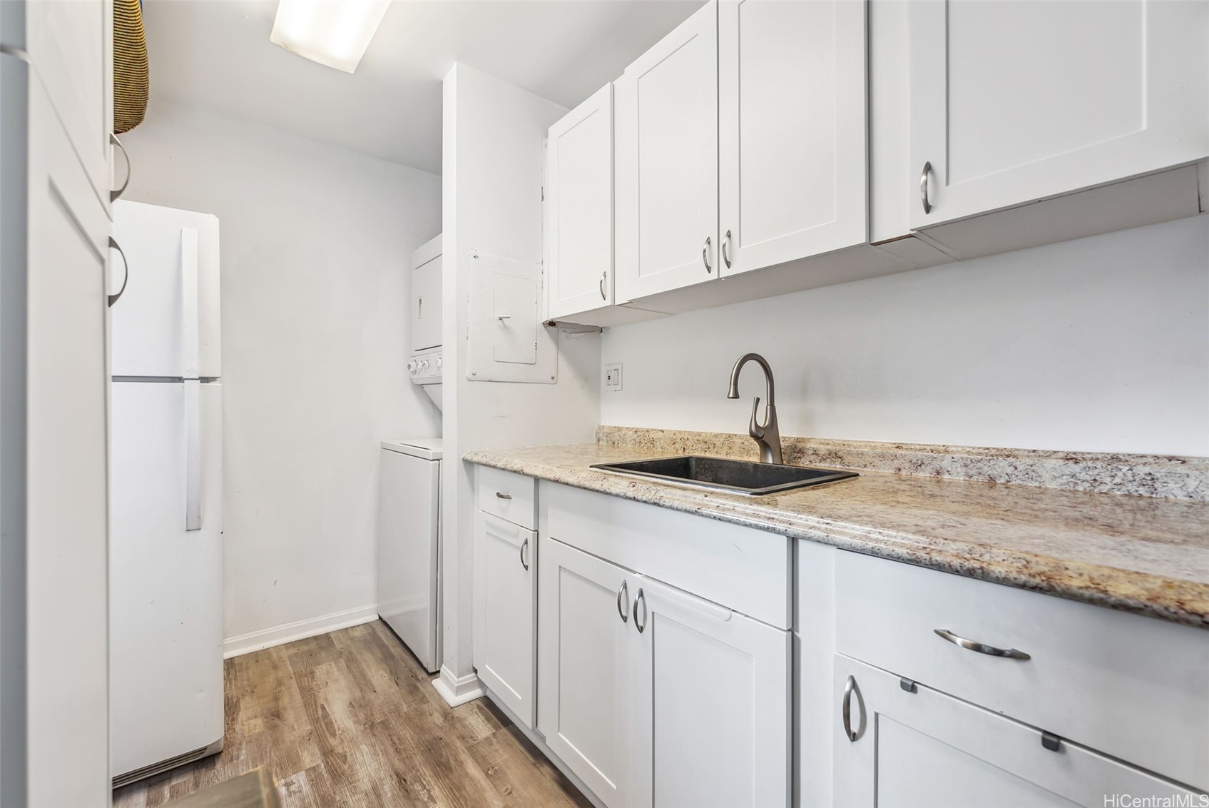 1415 Liholiho Street 407 Property Photo 10