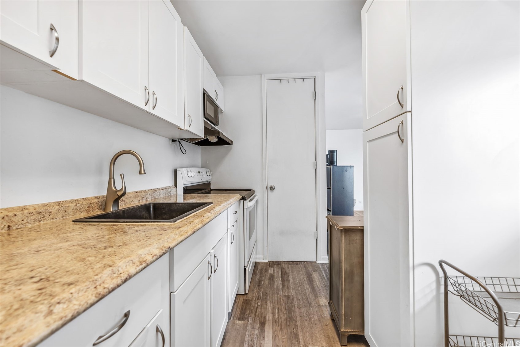 1415 Liholiho Street 407 Property Photo 14