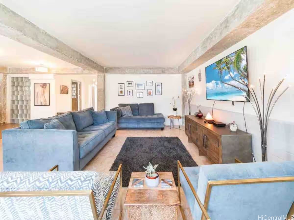 410 Nahua Street 501 Property Photo 3