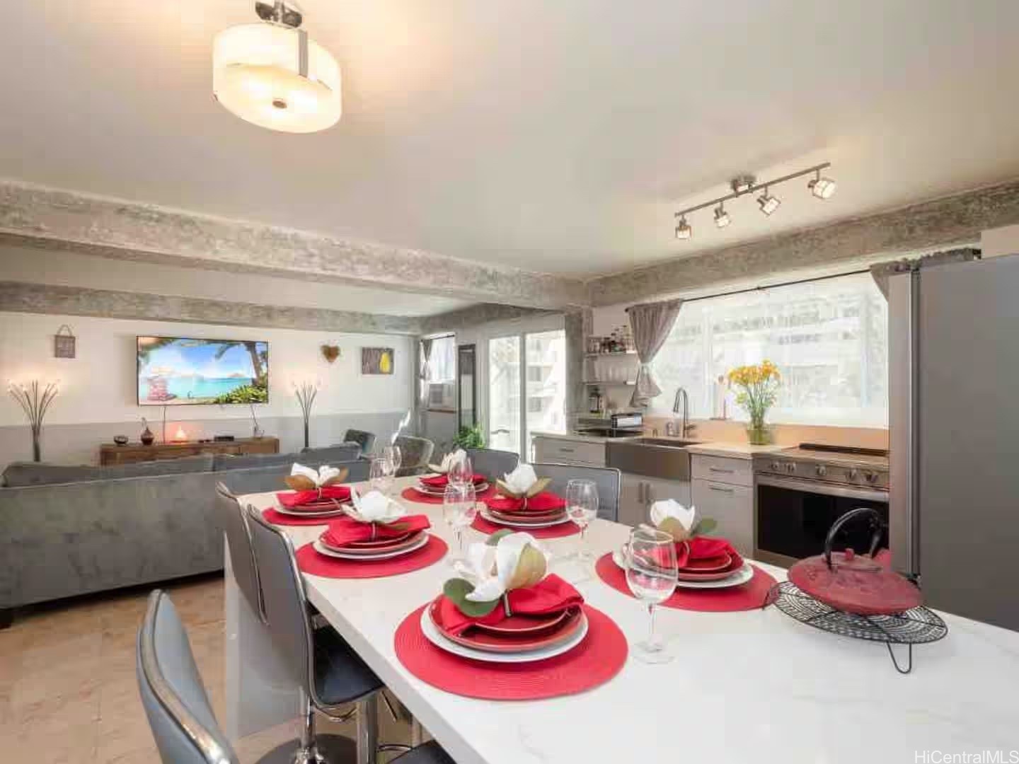 410 Nahua Street 501 Property Photo 6