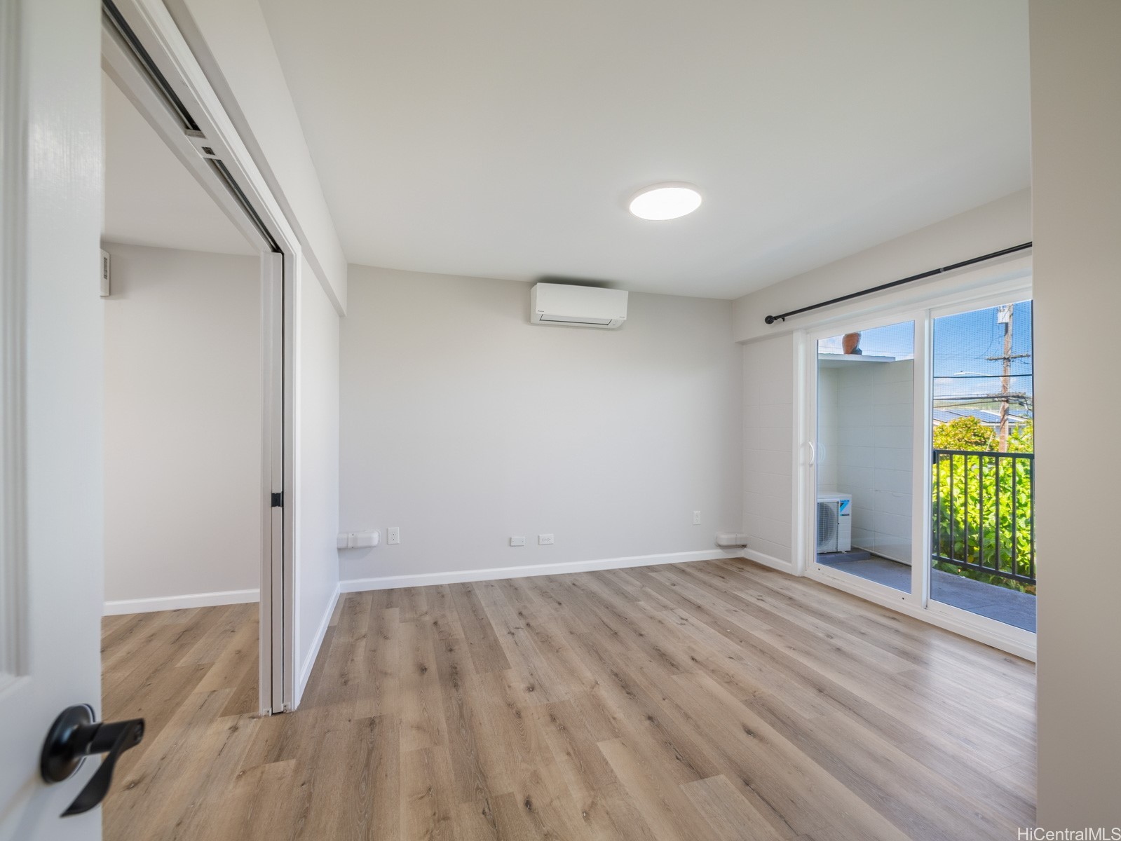 54 Maluniu Avenue Property Photo 13