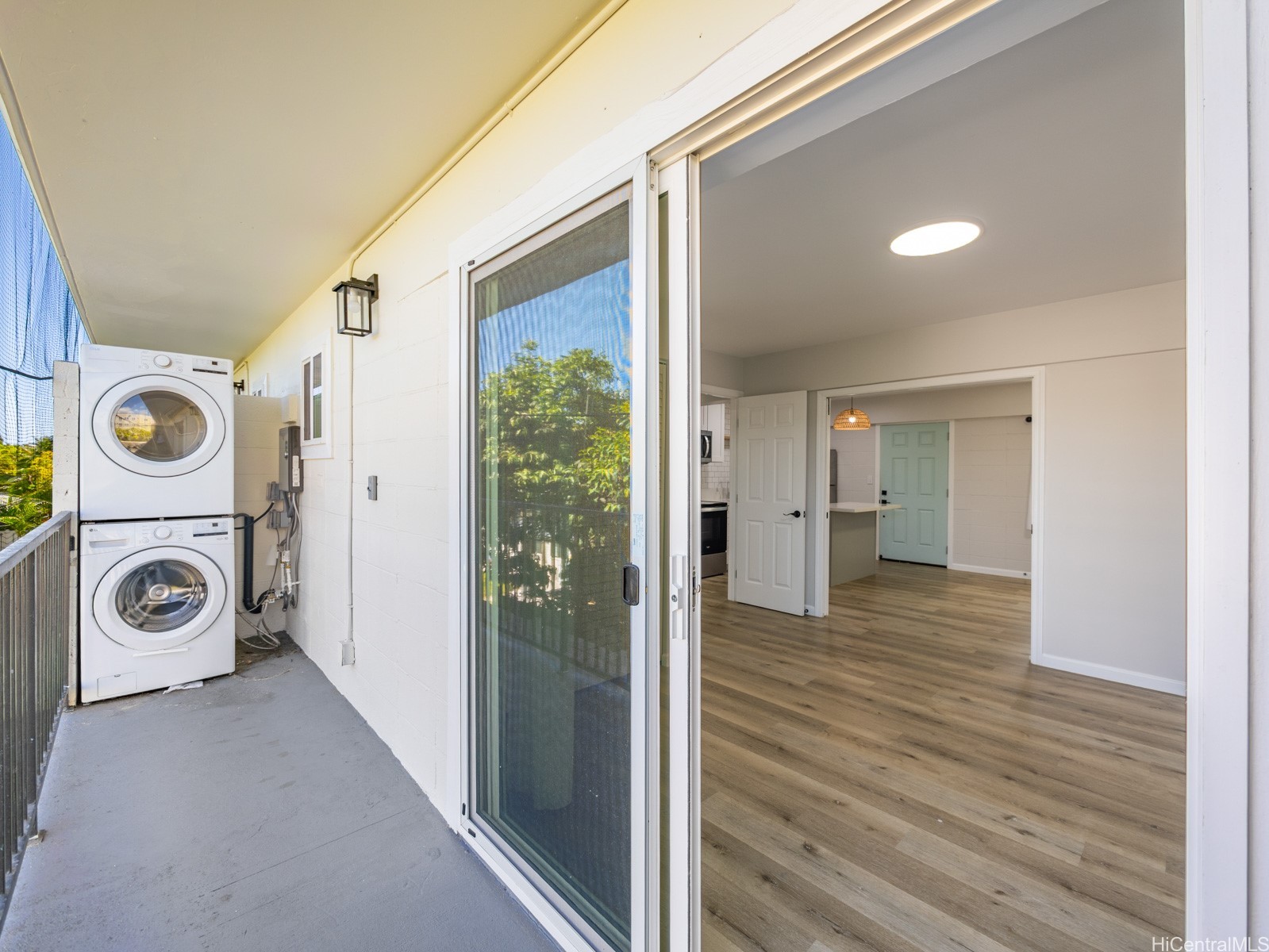 54 Maluniu Avenue Property Photo 16