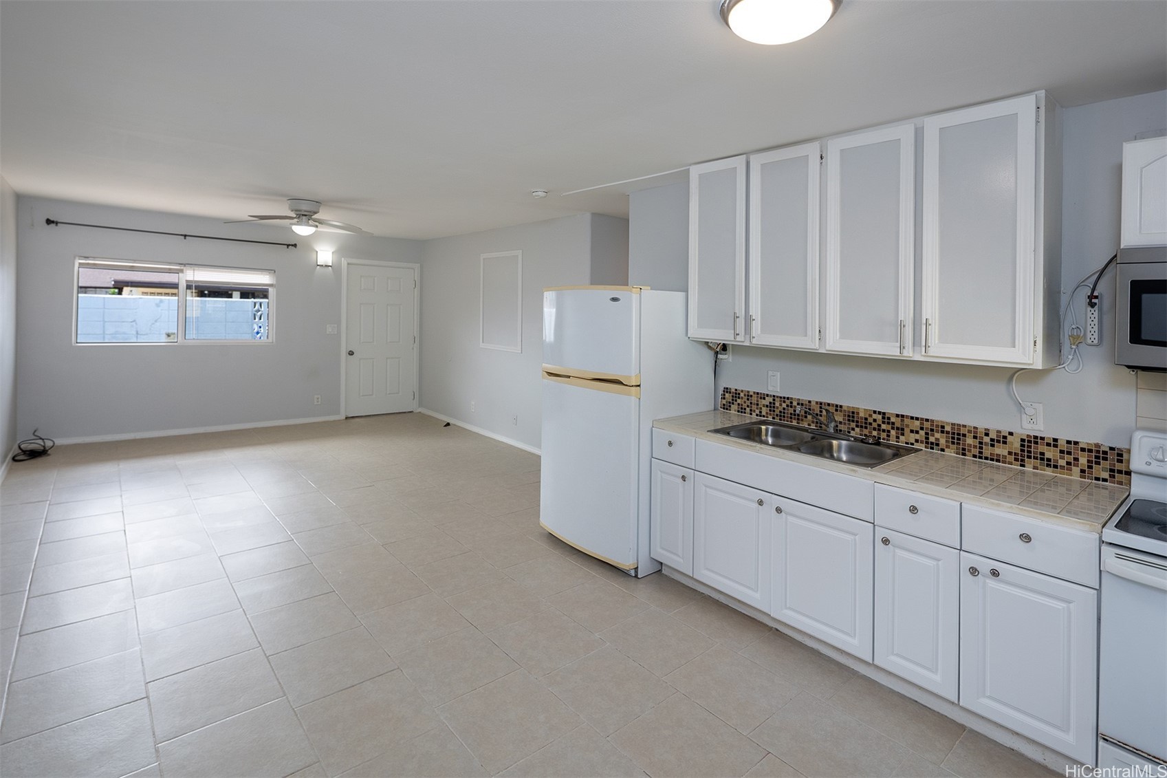 1365 Kuahaka Street Property Photo