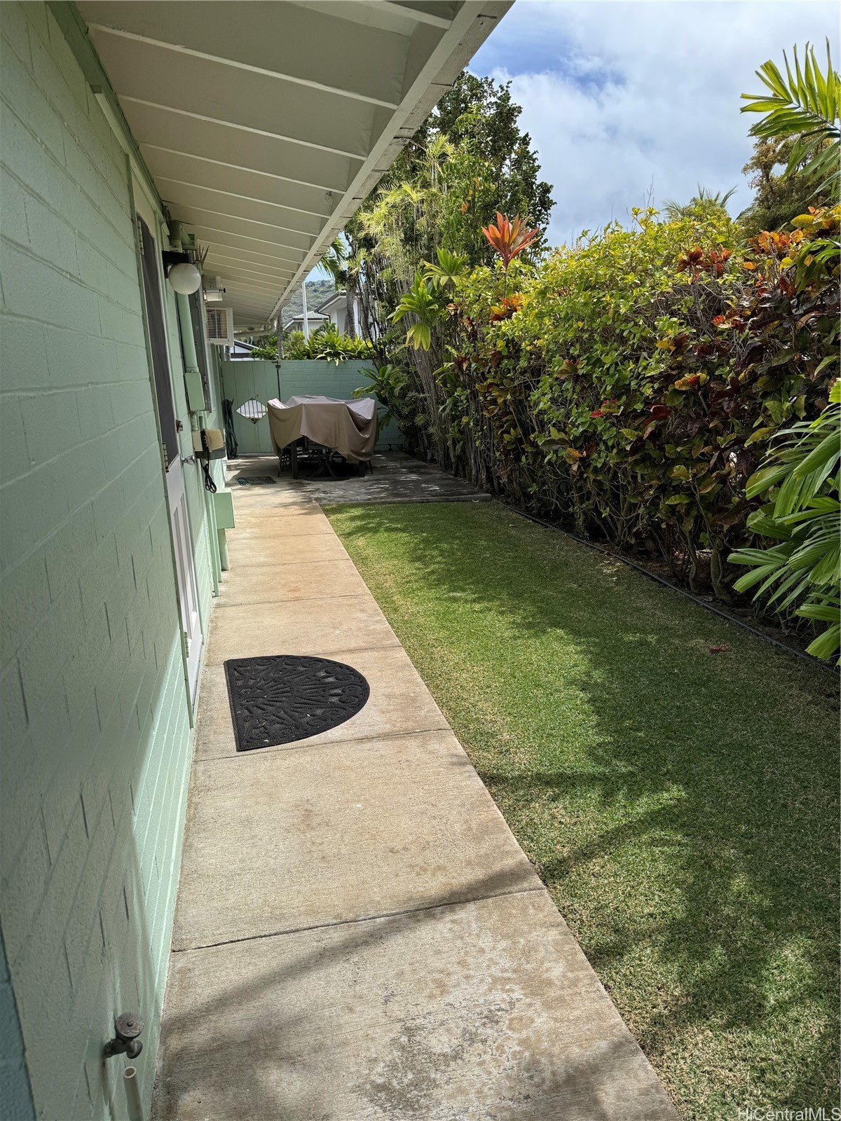 6307 Kaiwiki Place Property Photo 12