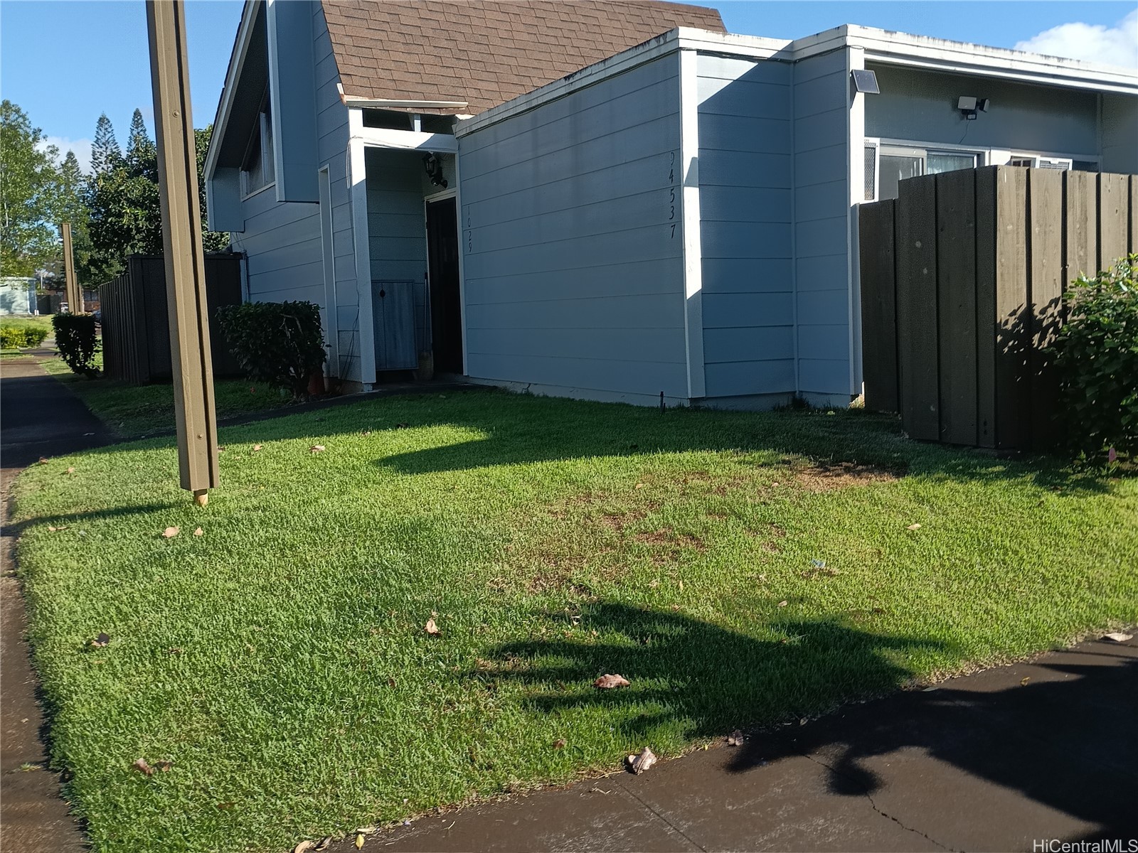 94-537 Makohilani St Property Photo