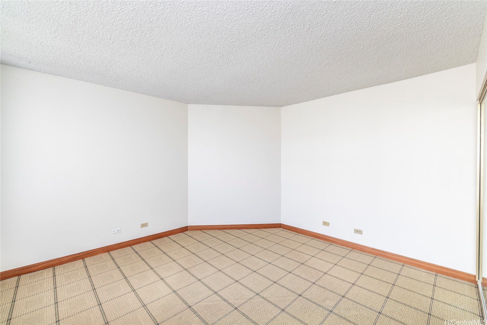 581 Kamoku Street 1008 Property Photo 6