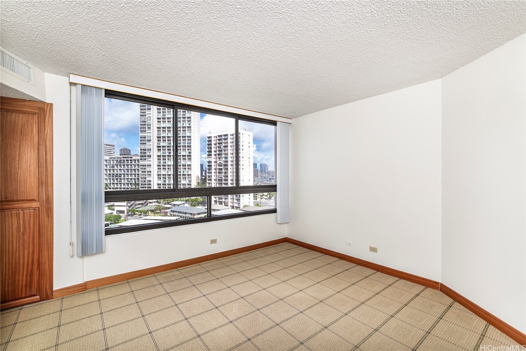 581 Kamoku Street 1008 Property Photo 7