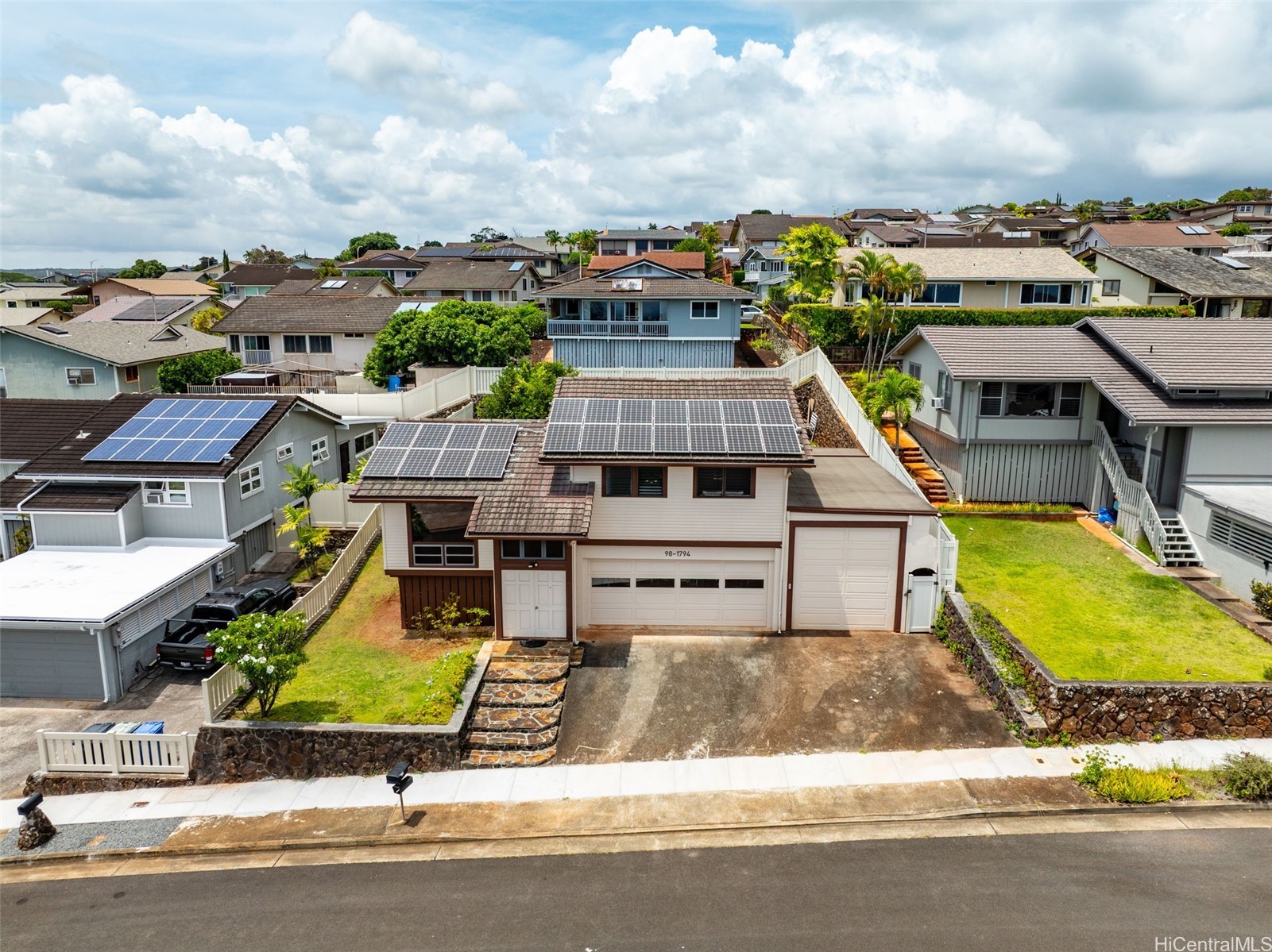 98-1794 Kupukupu Street Property Photo