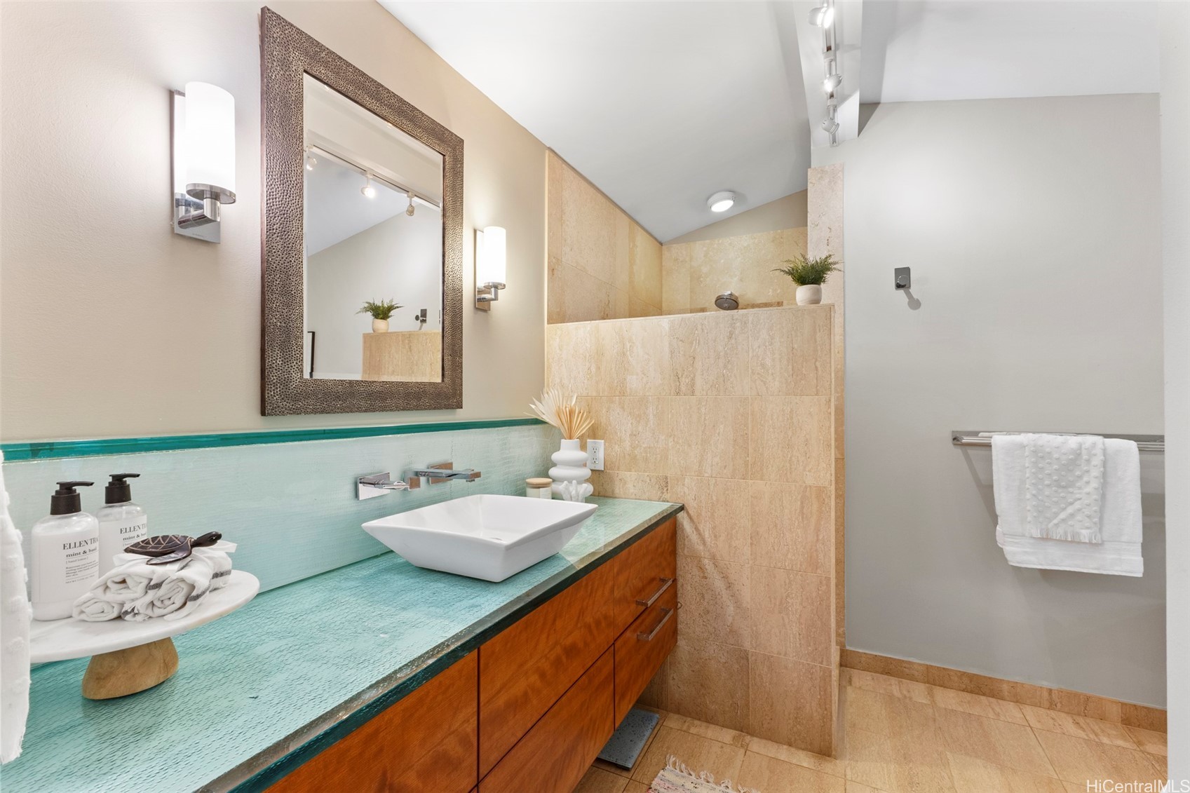2055 Alihilani Place Property Photo 14