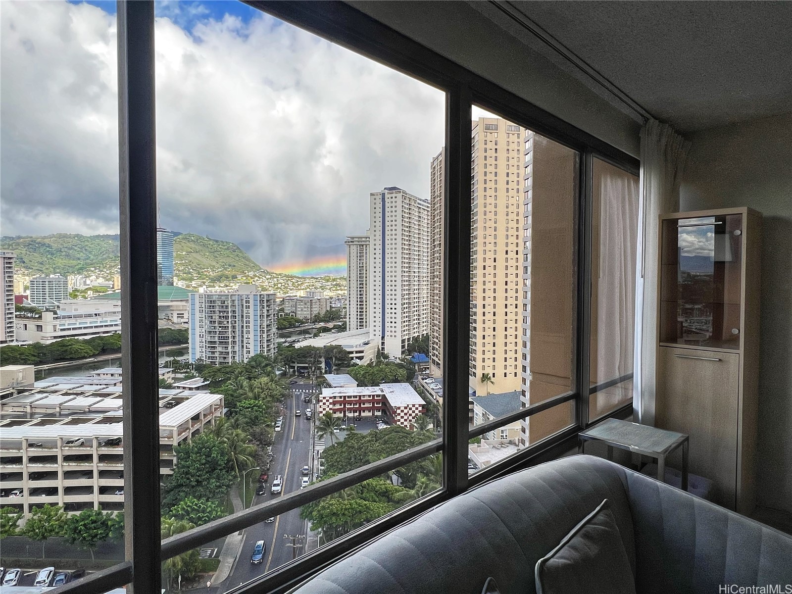 202511518 Property Photo 6