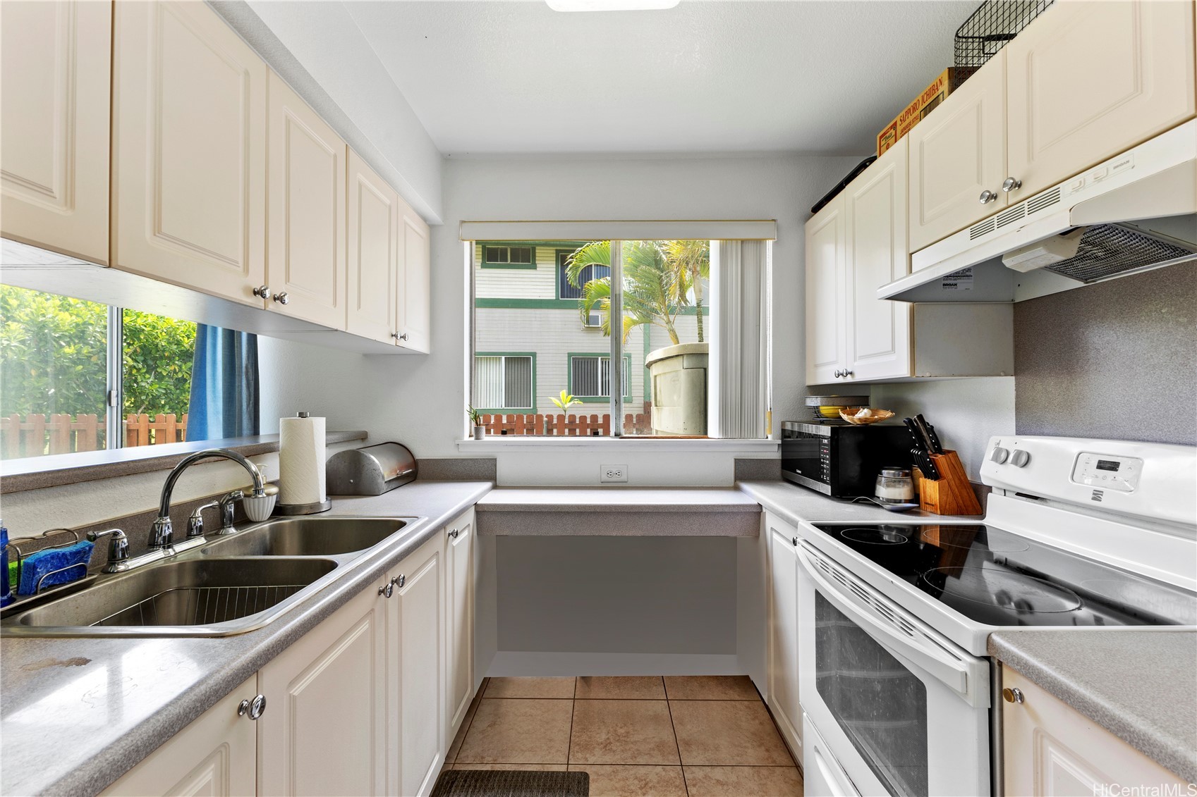 95-1049 Kuauli Street 49 Property Photo 6