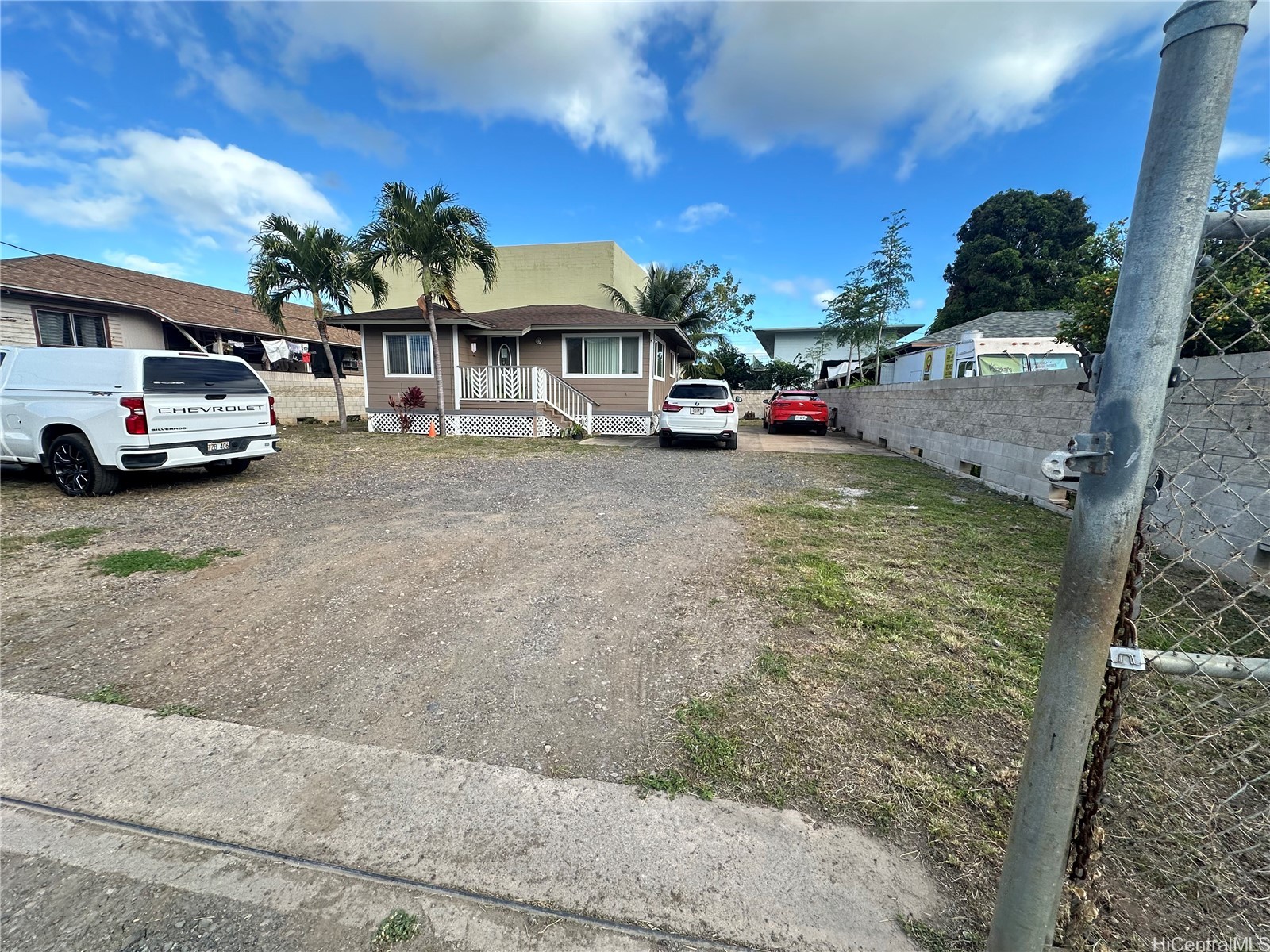 94-065 Waipahu Depot Street F Property Photo
