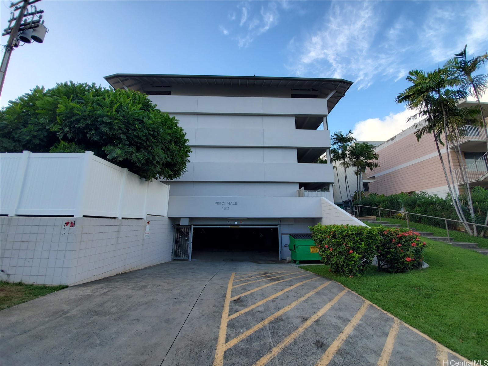 1512 Piikoi Street 402 Property Photo