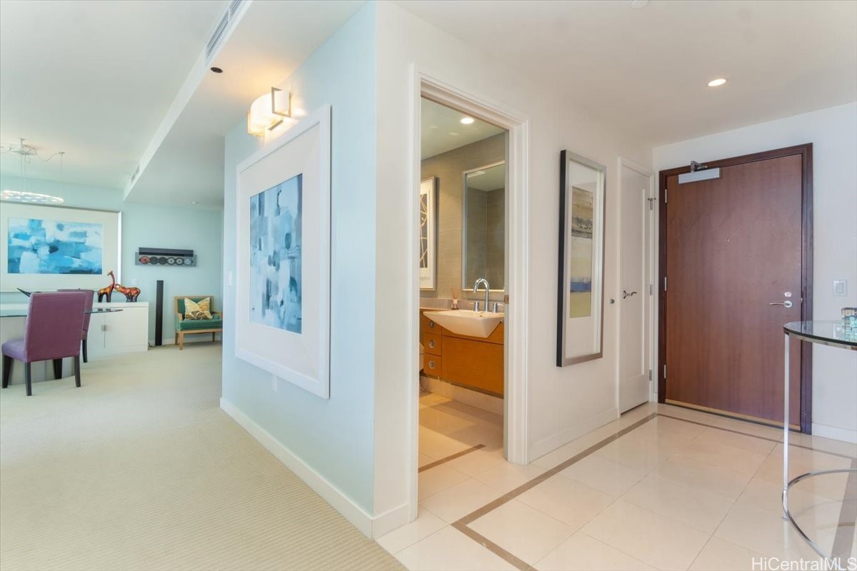 1177 Queen Street Ph4608 Property Photo 5
