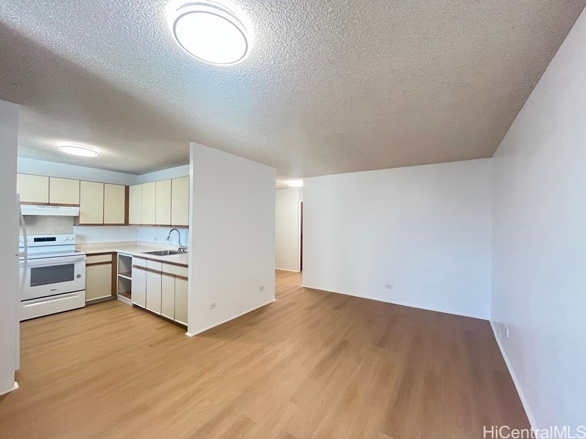 2322 Fern Street Property Photo