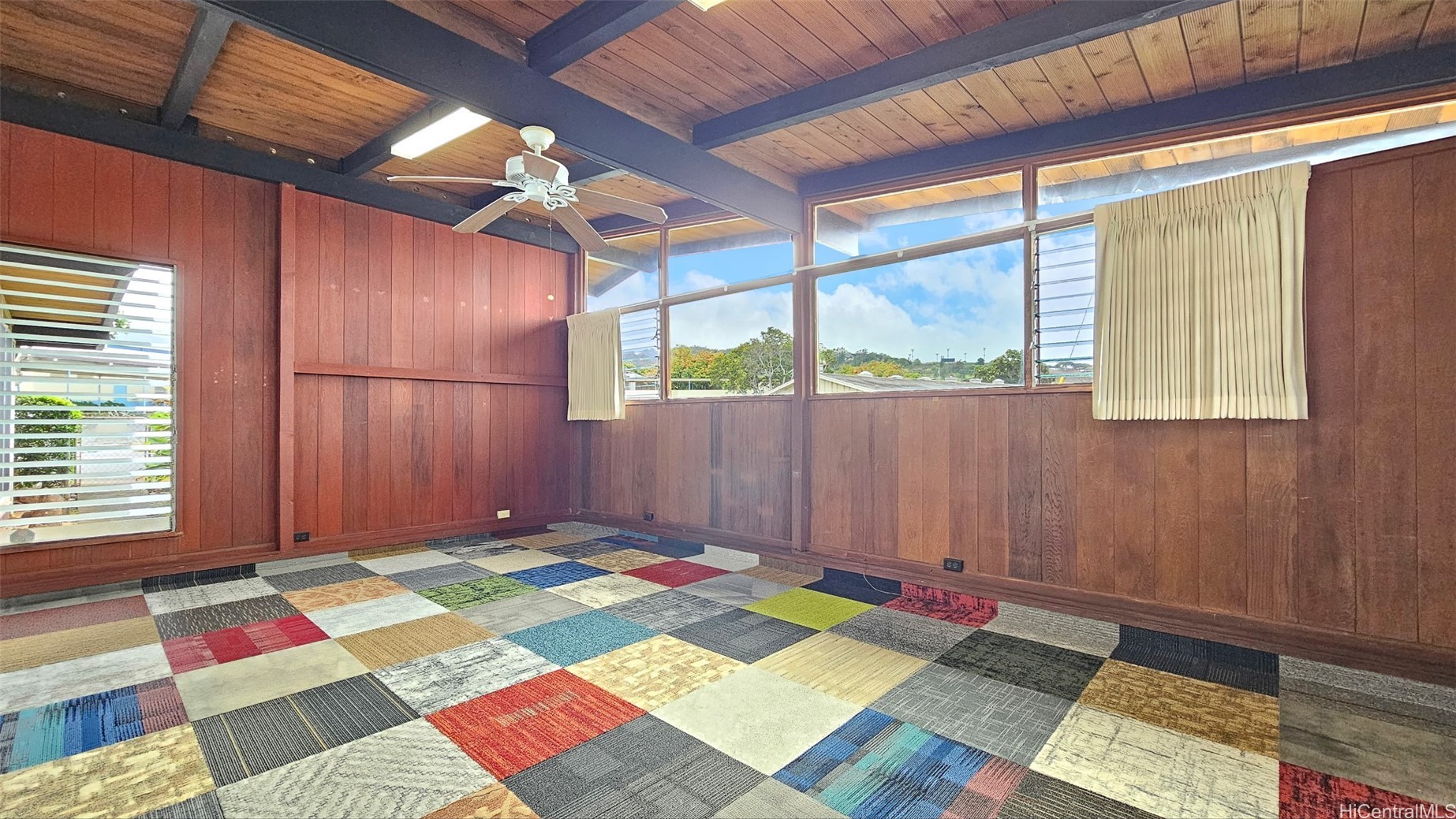 1708 Kino Street Property Photo 4