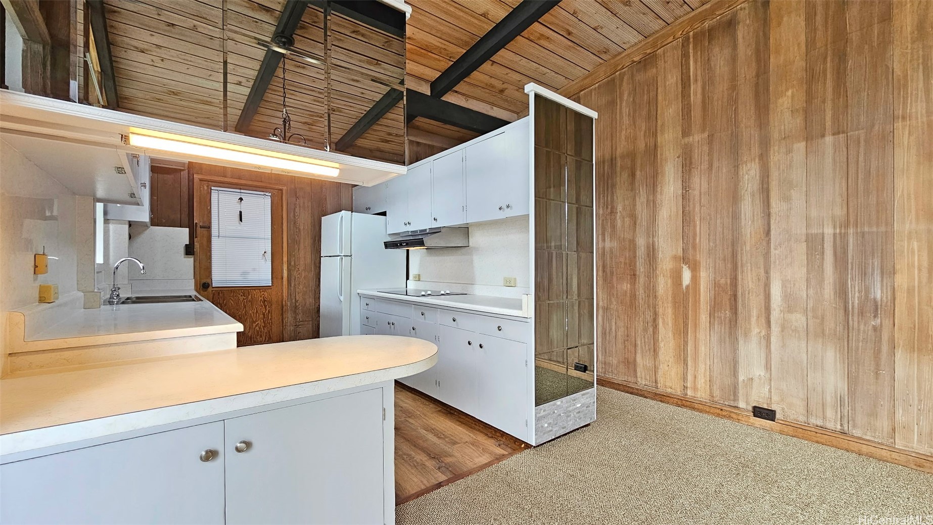 1708 Kino Street Property Photo 6