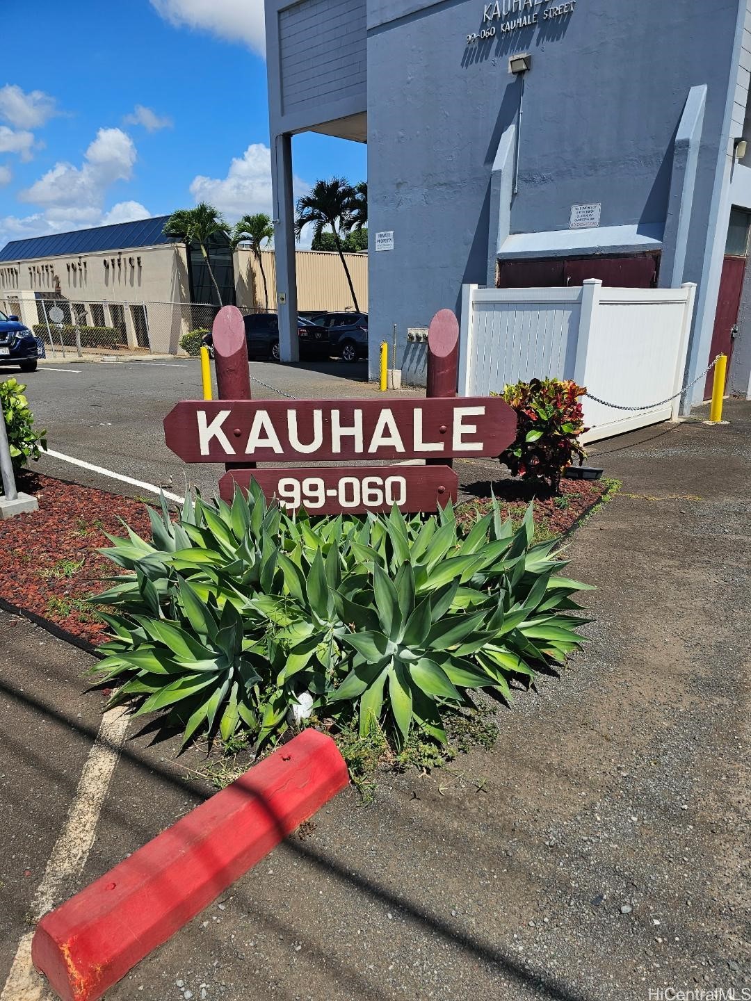 99-60 Kauhale St Property Photo