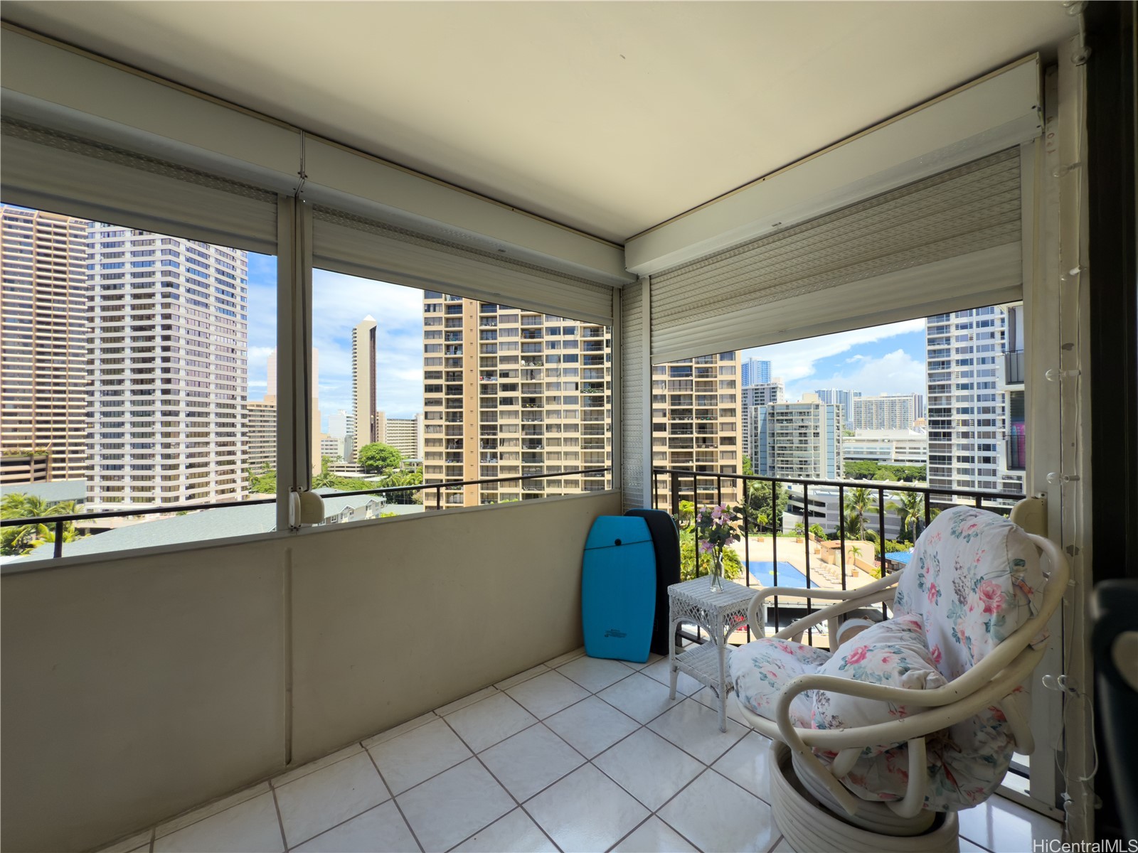 425 Ena Road 1201B Property Photo 1