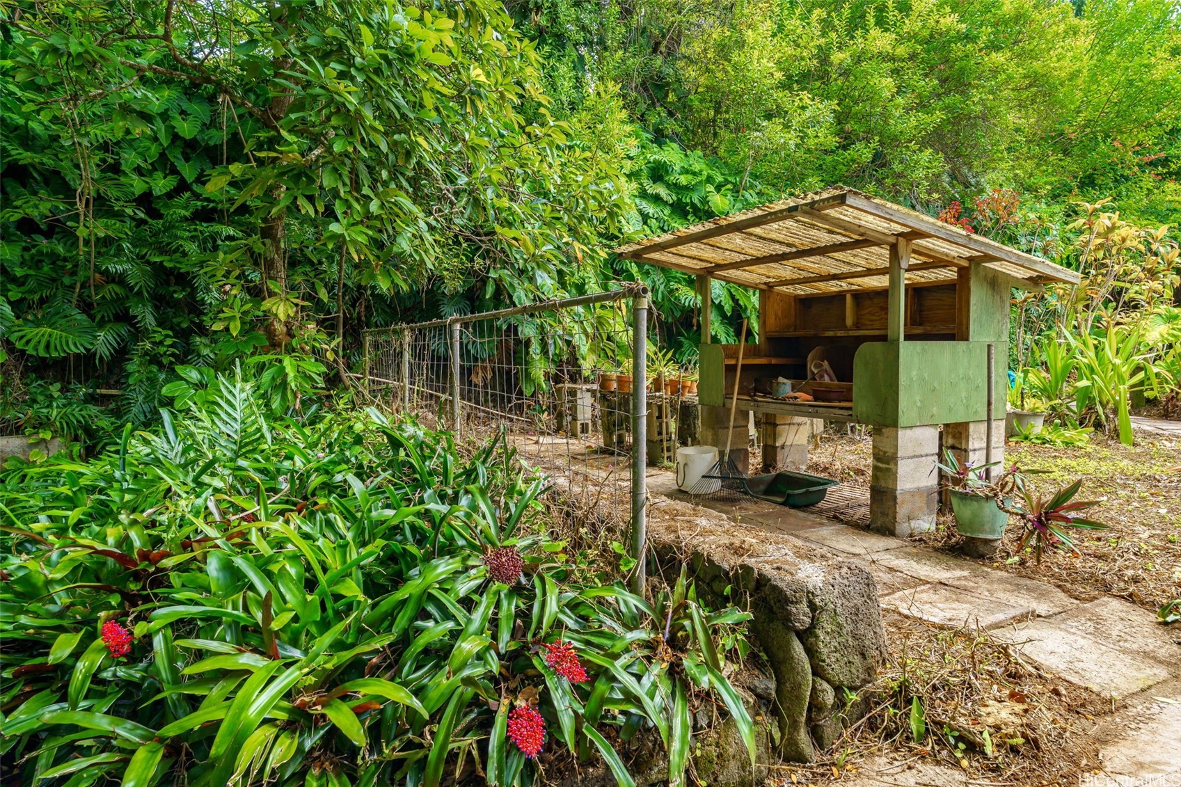 47-039 Okana Place Property Photo 8