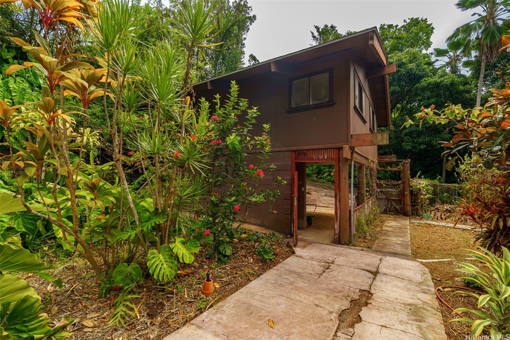 47-039 Okana Place Property Photo 16