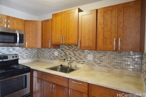 1560 Thurston Ave Property Photo