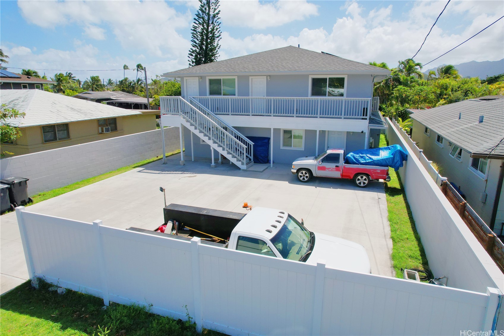 609 Olomana Street Property Photo 1